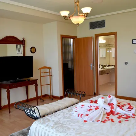 Hotel Lasa Sport-3